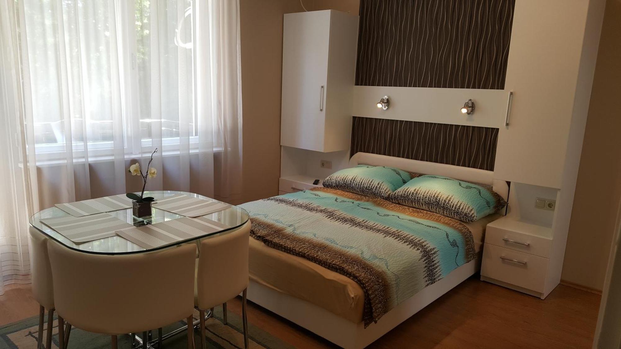 Lara Apartments Шиофок Экстерьер фото