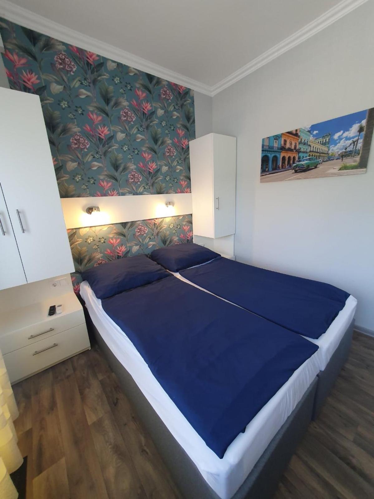 Lara Apartments Шиофок Экстерьер фото